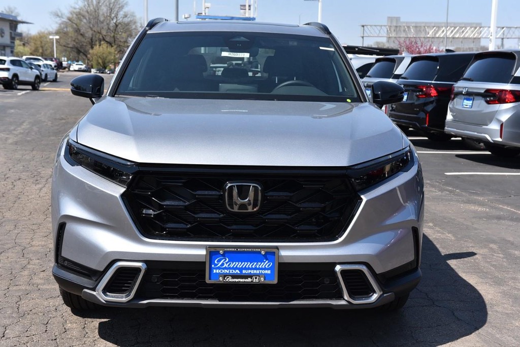 Honda CR-V Hybrid Vehicle Image 04