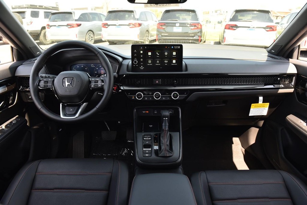 Honda CR-V Hybrid Vehicle Image 07