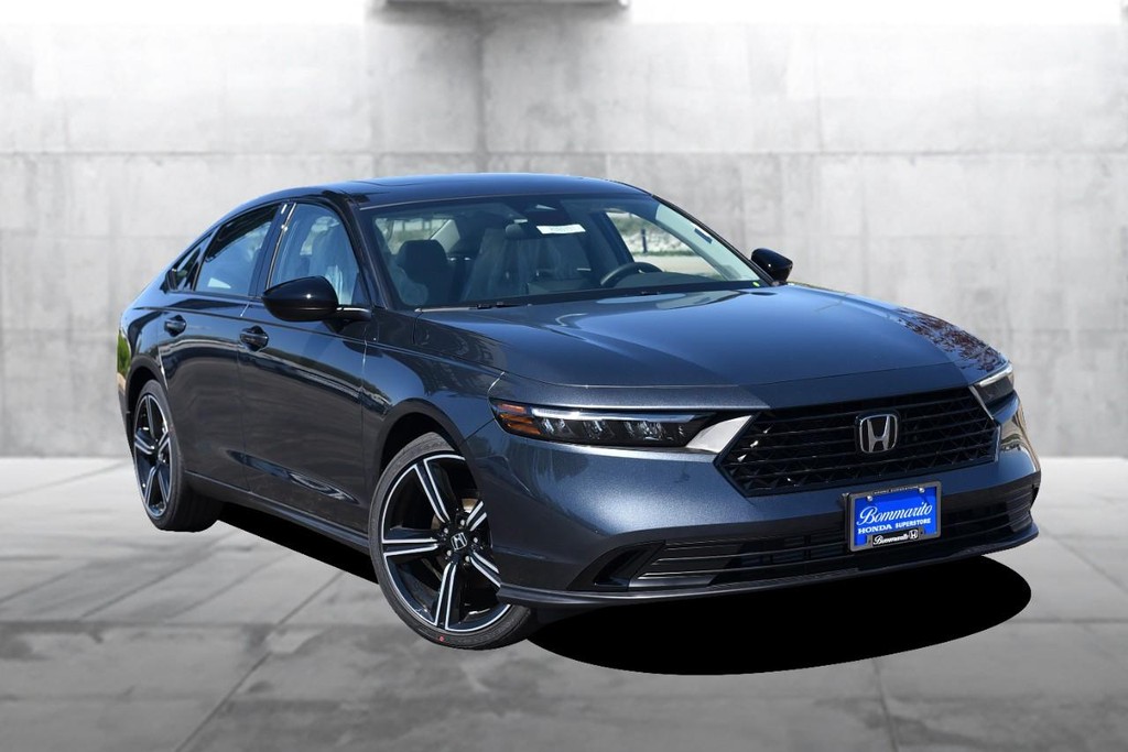 Honda Accord Sedan Vehicle Image 02