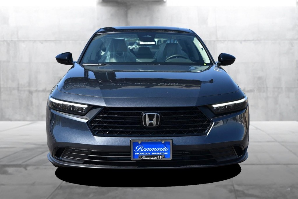Honda Accord Sedan Vehicle Image 04