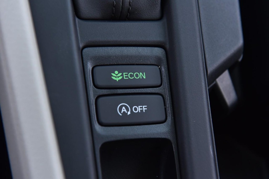 Honda Accord Sedan Vehicle Image 17