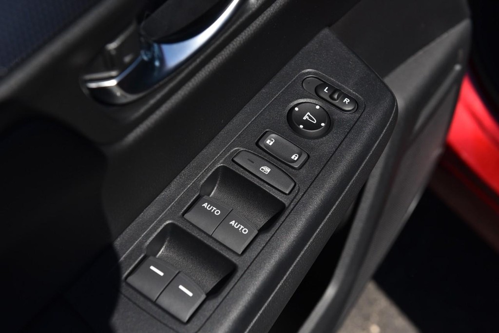Honda CR-V Vehicle Image 08