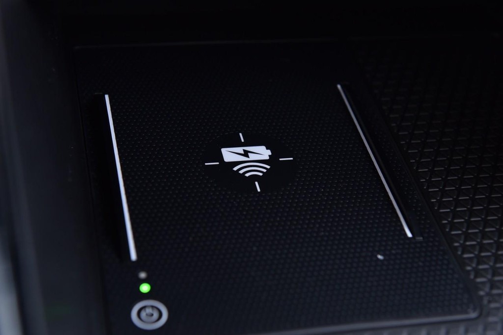 Honda CR-V Vehicle Image 16