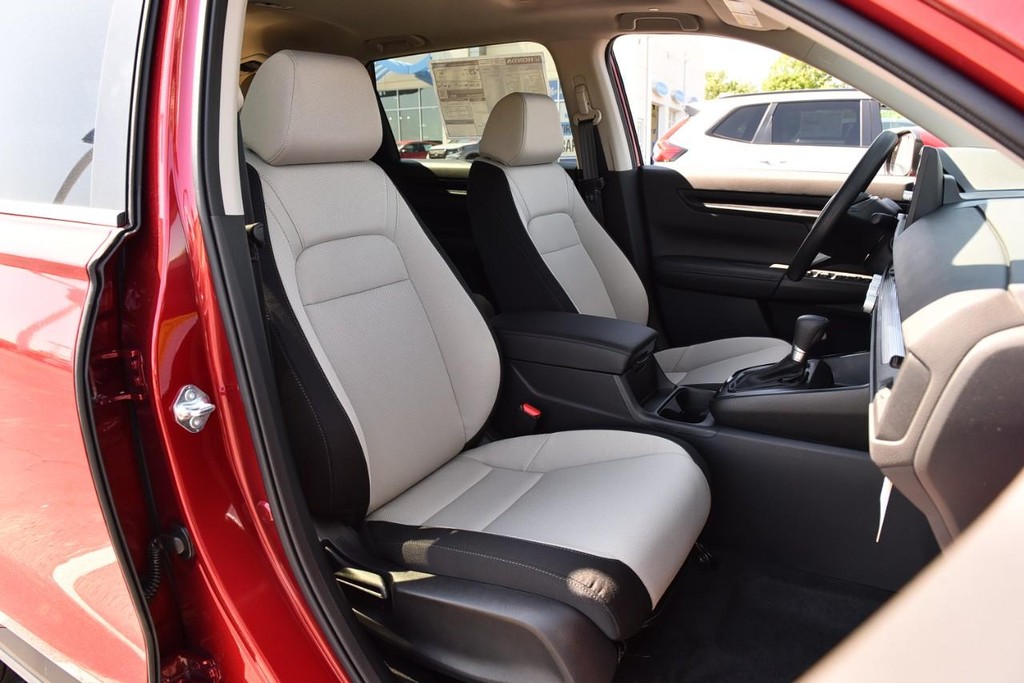 Honda CR-V Vehicle Image 21