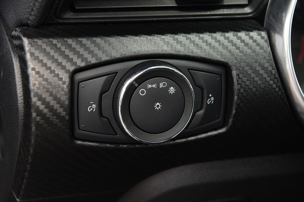 Ford Mustang Vehicle Image 10