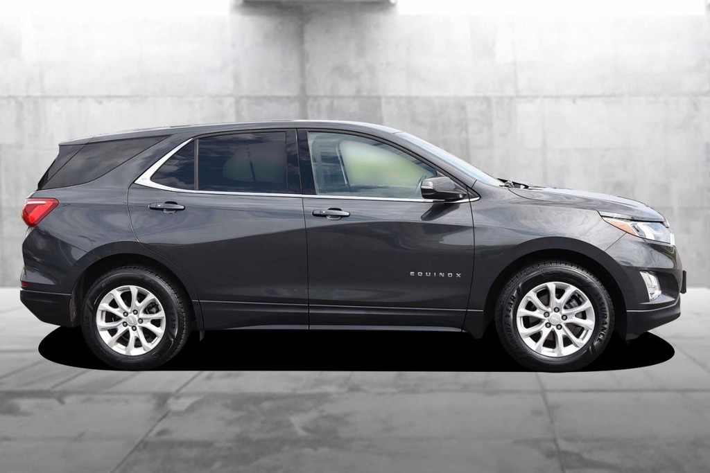 Chevrolet Equinox Vehicle Image 05