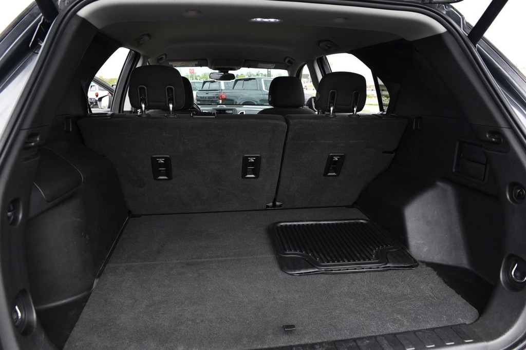 Chevrolet Equinox Vehicle Image 24