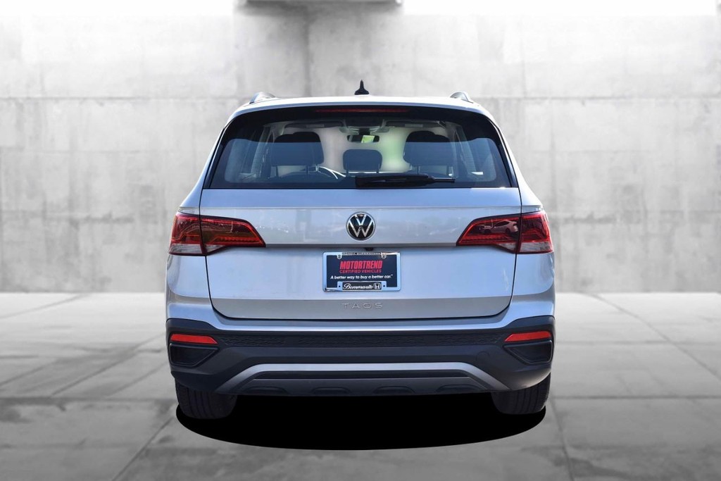 Volkswagen Taos Vehicle Image 06