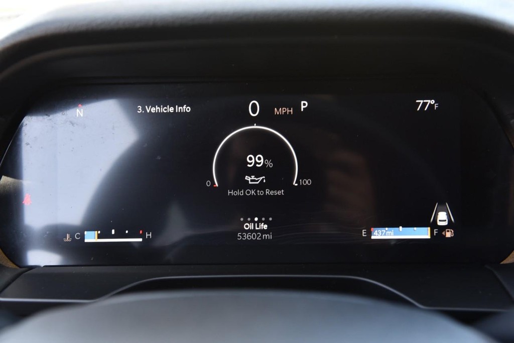 Jeep Grand Cherokee Vehicle Full-screen Gallery Image 11