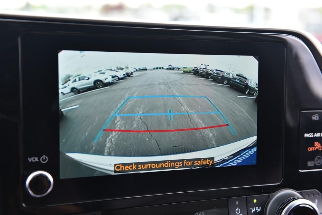 Toyota Highlander Vehicle Image 14