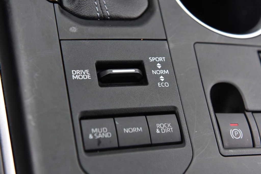 Toyota Highlander Vehicle Image 18