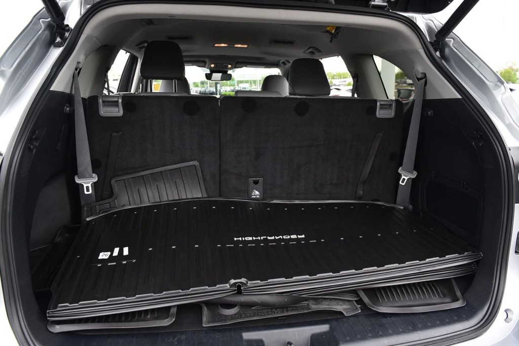 Toyota Highlander Vehicle Image 29