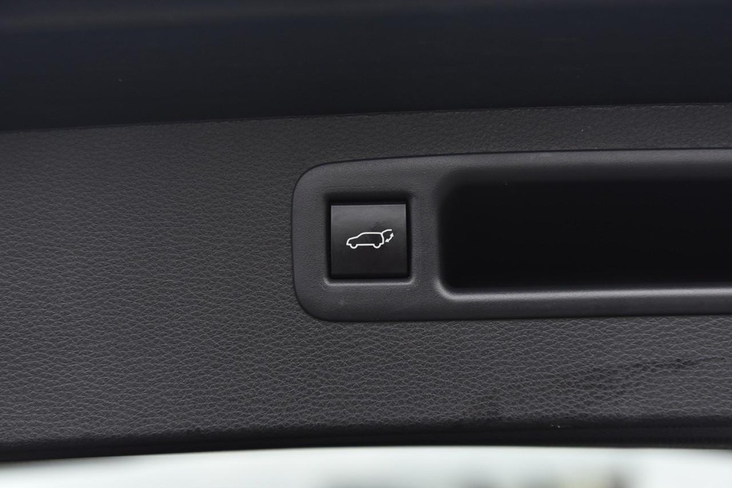 Toyota Highlander Vehicle Image 30