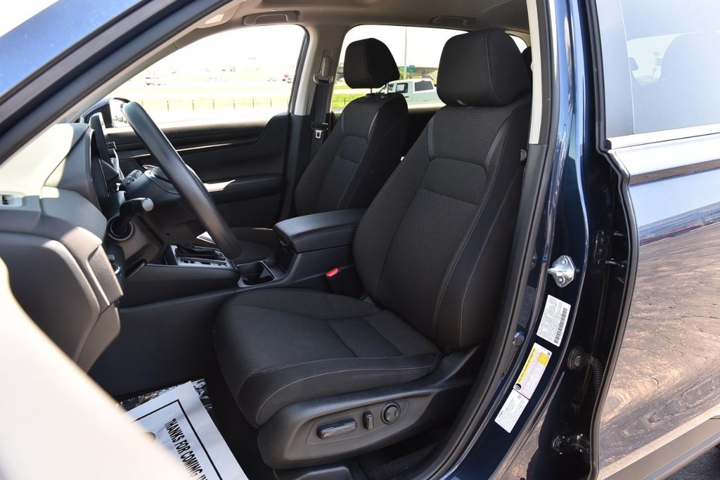 Honda CR-V Vehicle Image 19