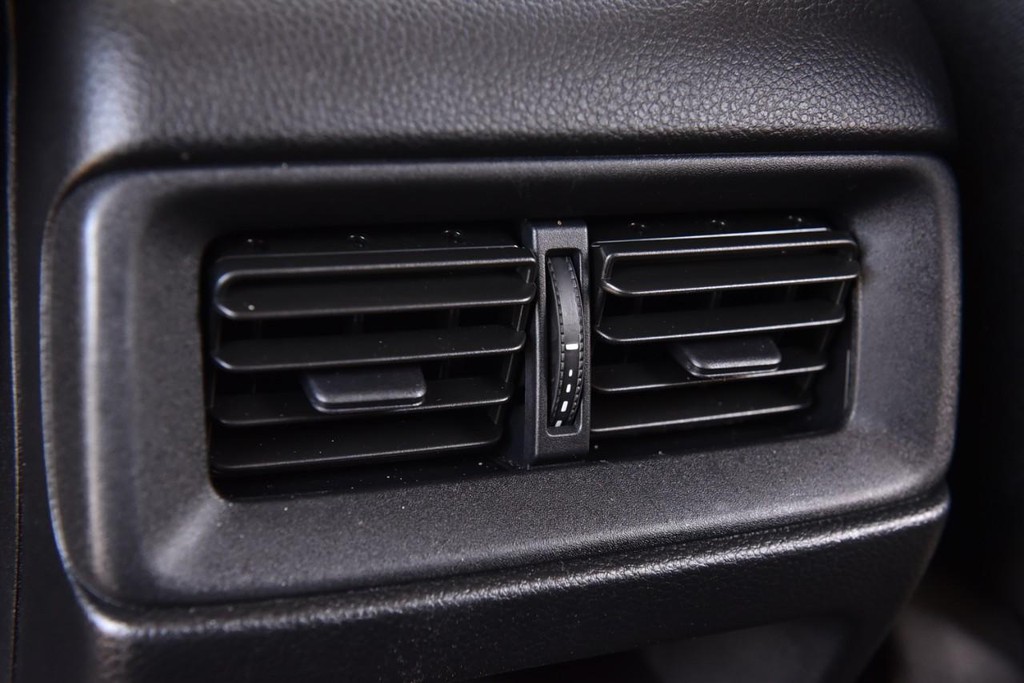 Honda CR-V Vehicle Image 23