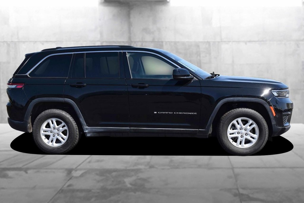Jeep Grand Cherokee Vehicle Full-screen Gallery Image 5