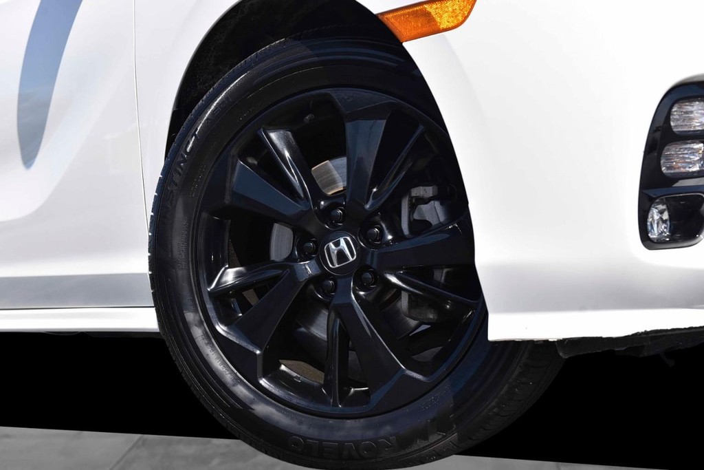 Honda Odyssey Vehicle Image 03
