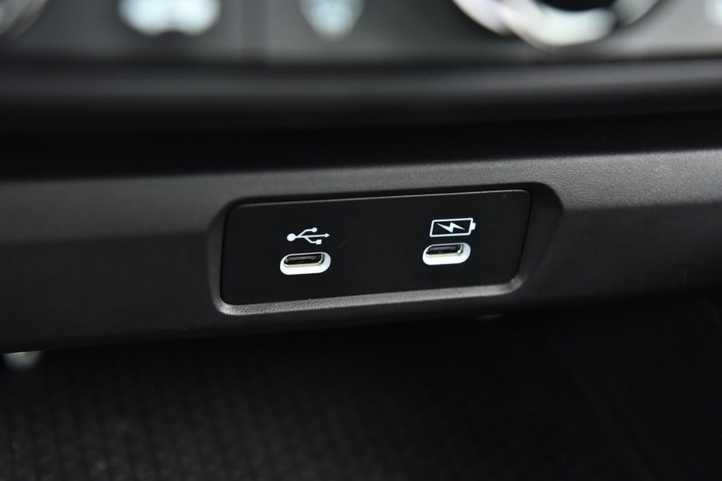 Honda Accord Sedan Vehicle Image 14