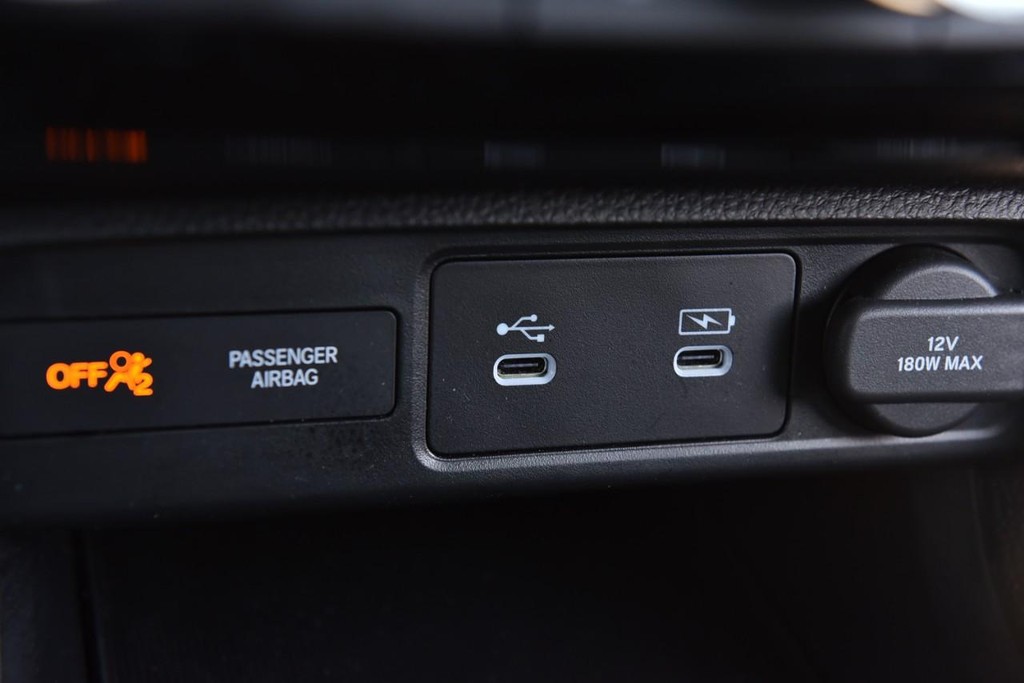 Honda Civic Sedan Vehicle Image 17