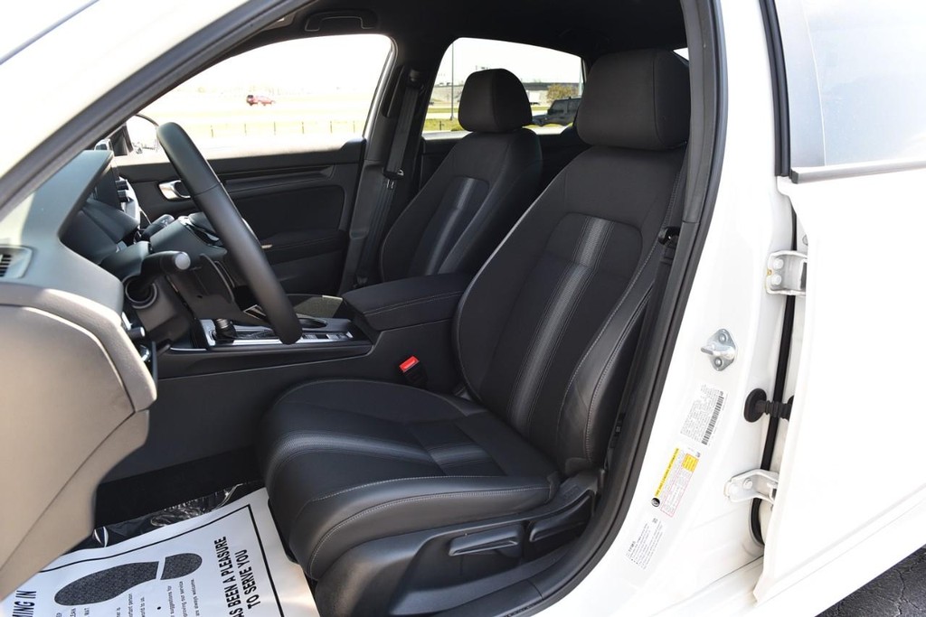 Honda Civic Sedan Vehicle Image 21