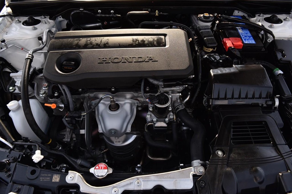 Honda Civic Sedan Vehicle Image 25