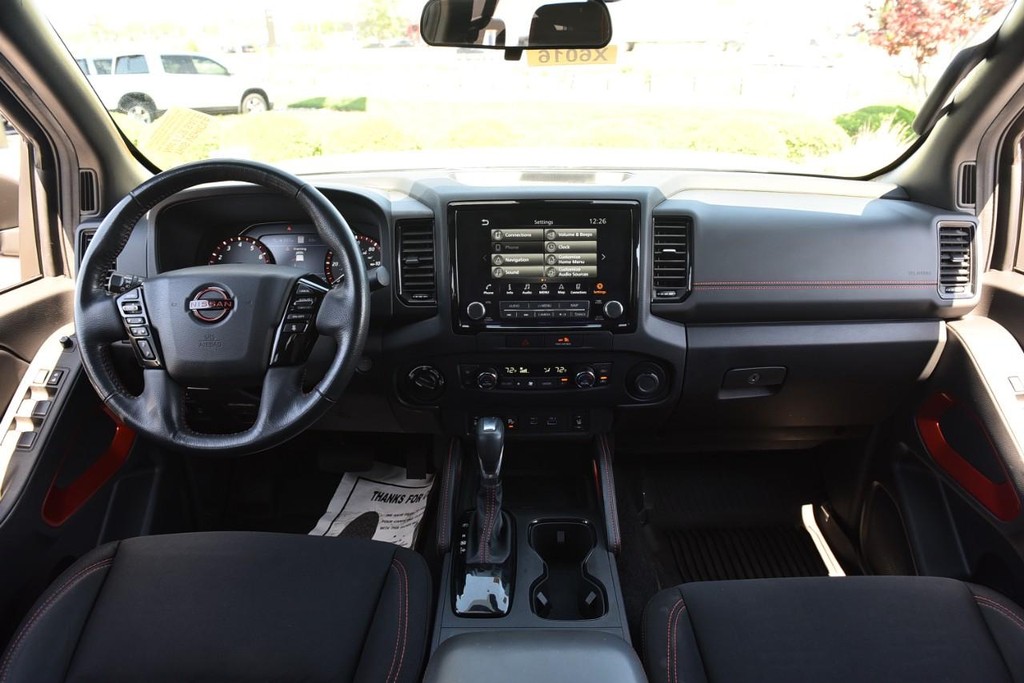 Nissan Frontier Vehicle Image 08