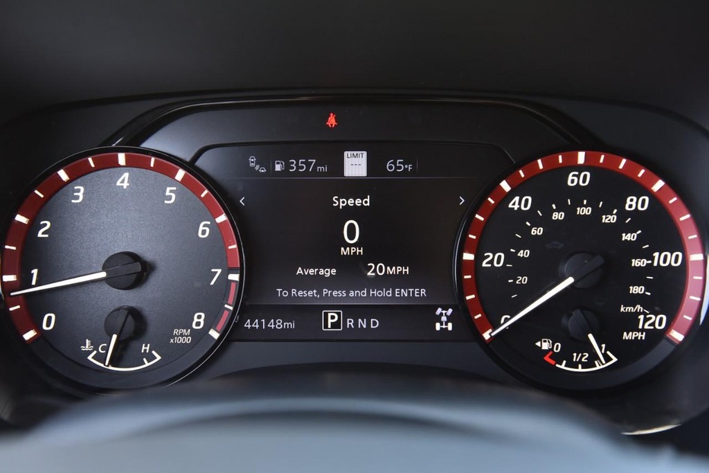 Nissan Frontier Vehicle Image 14