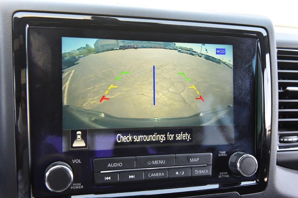 Nissan Frontier Vehicle Image 17