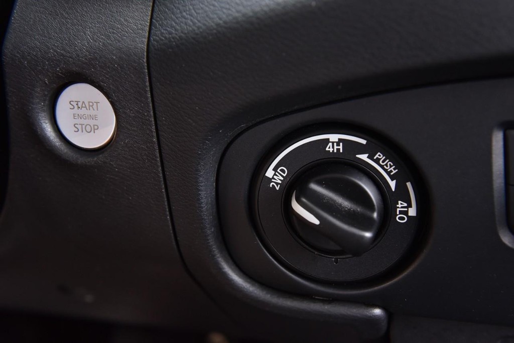 Nissan Frontier Vehicle Image 22