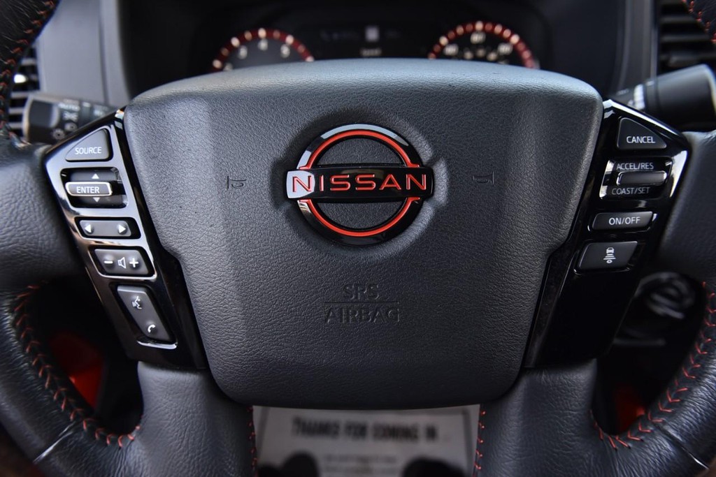 Nissan Frontier Vehicle Image 24