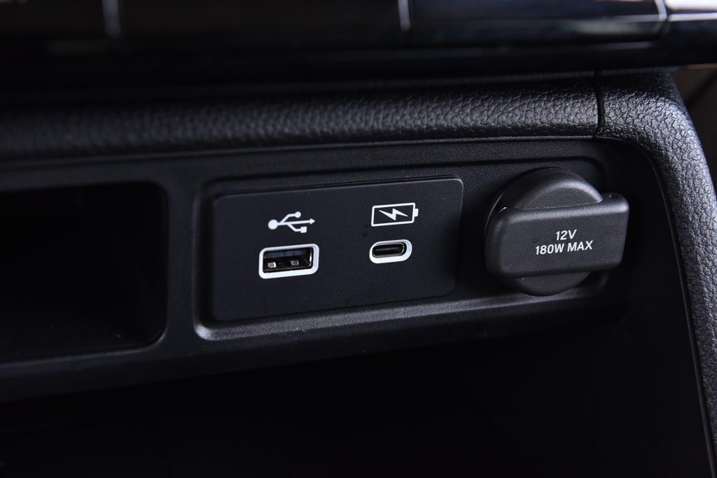 Honda Pilot Vehicle Image 17