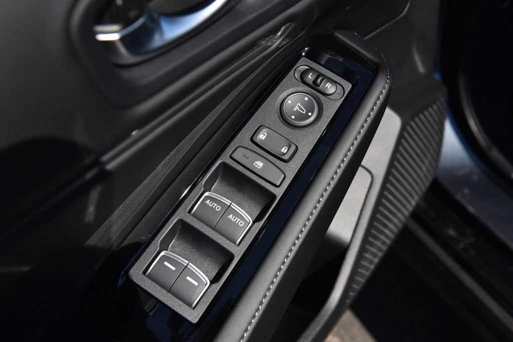 Honda Accord Hybrid Vehicle Image 08