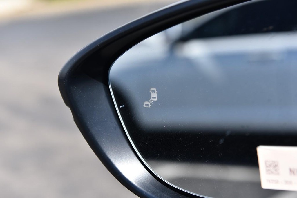 Honda Accord Hybrid Vehicle Image 10