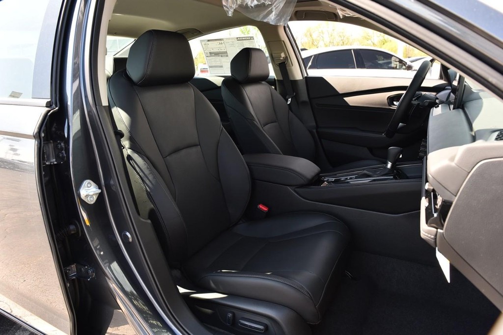 Honda Accord Hybrid Vehicle Image 22