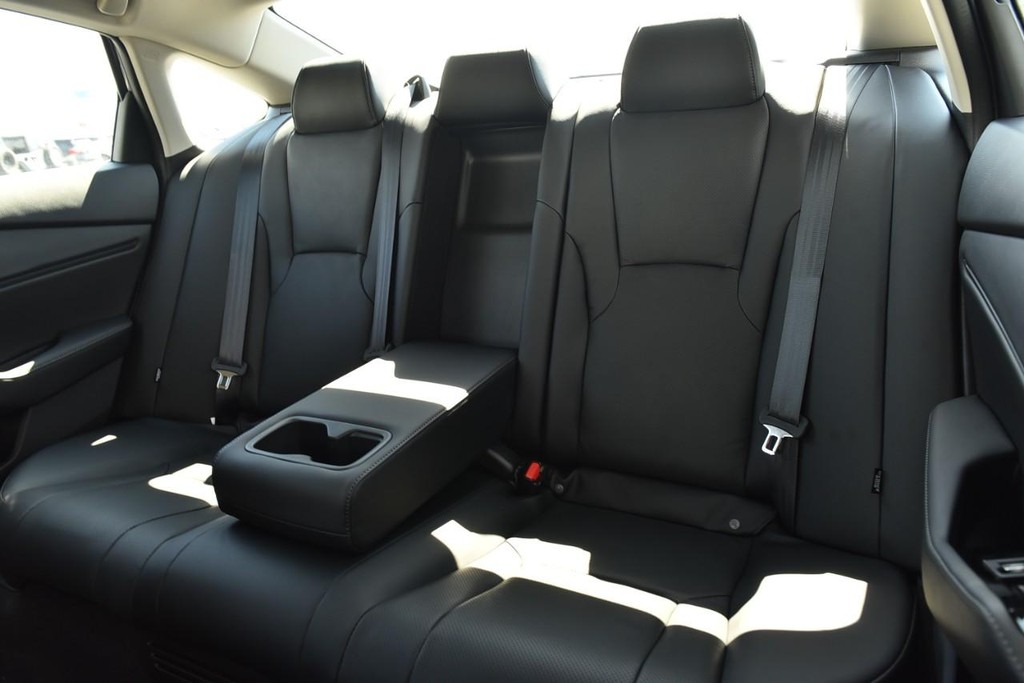 Honda Accord Hybrid Vehicle Image 24