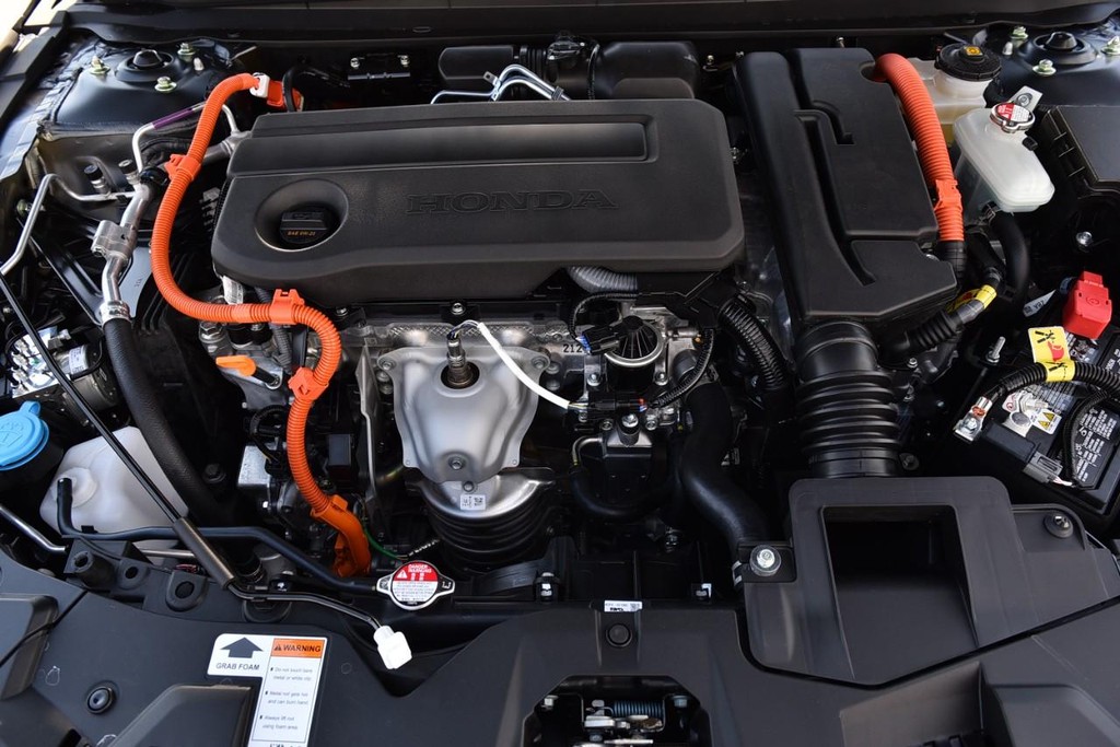 Honda Accord Hybrid Vehicle Image 28
