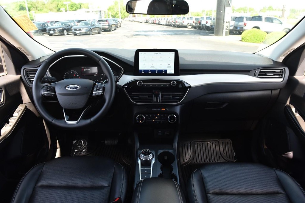 Ford Escape Vehicle Image 07