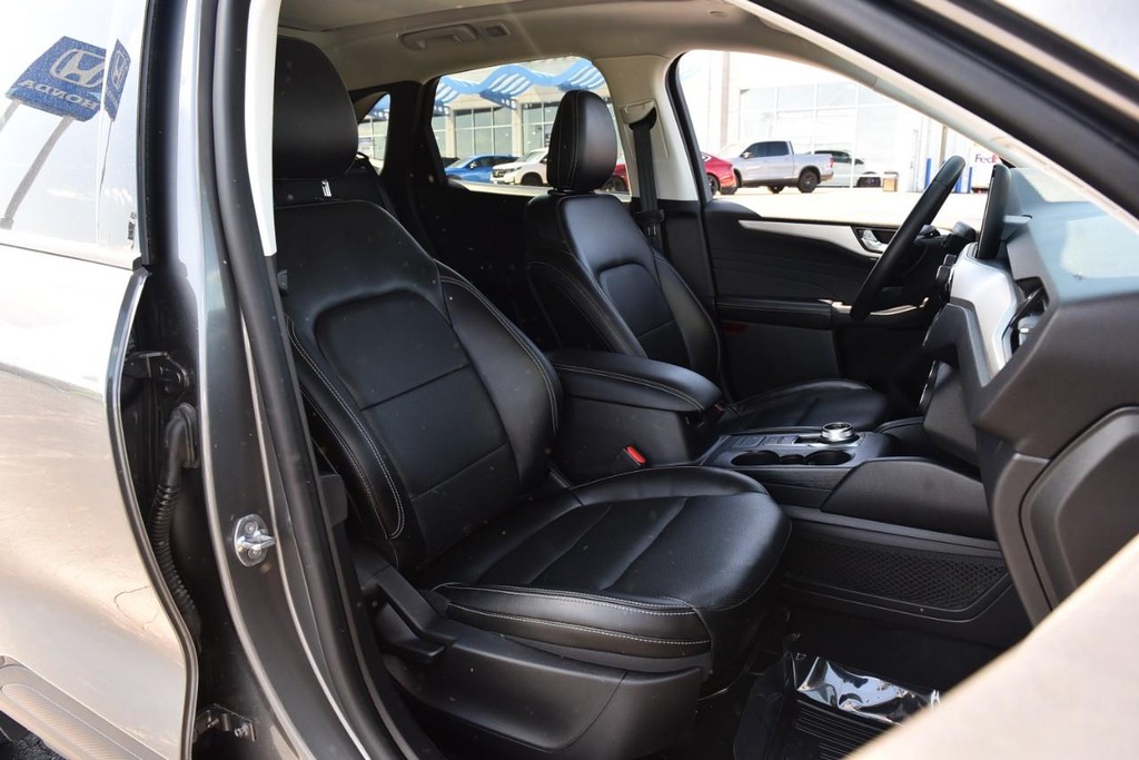 Ford Escape Vehicle Image 21