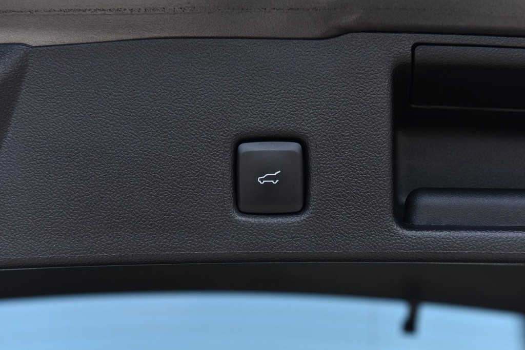 Ford Escape Vehicle Image 27