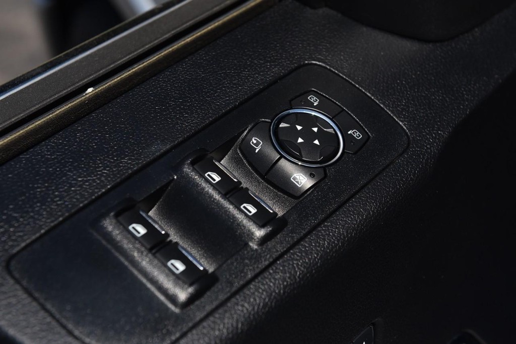 Ford F-150 Vehicle Image 10