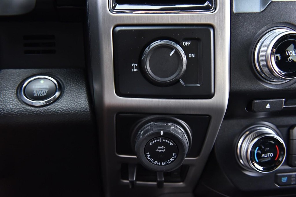 Ford F-150 Vehicle Image 21
