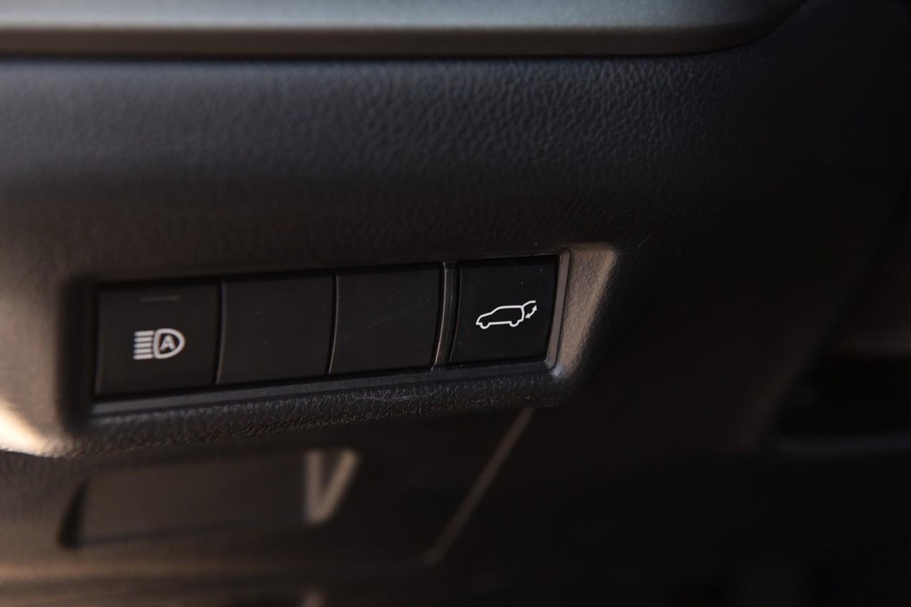 Toyota Grand Highlander Vehicle Image 10