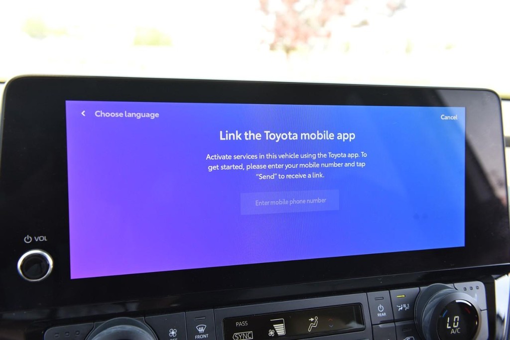 Toyota Grand Highlander Vehicle Image 13