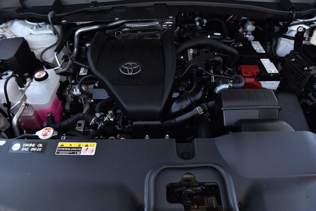 Toyota Grand Highlander Vehicle Image 27