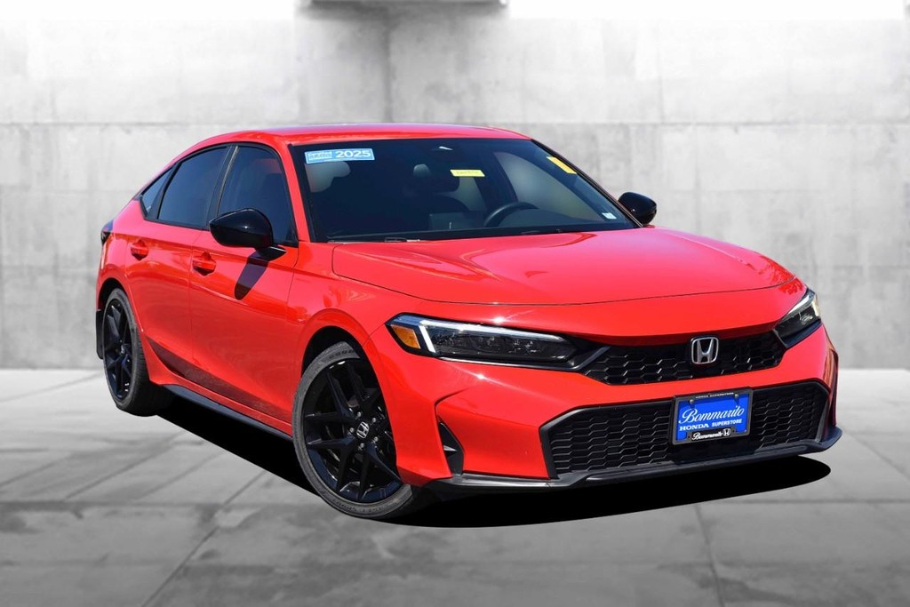 Honda Civic Hatchback Vehicle Image 02