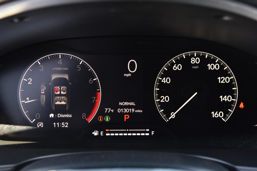 Honda Civic Hatchback Vehicle Image 11