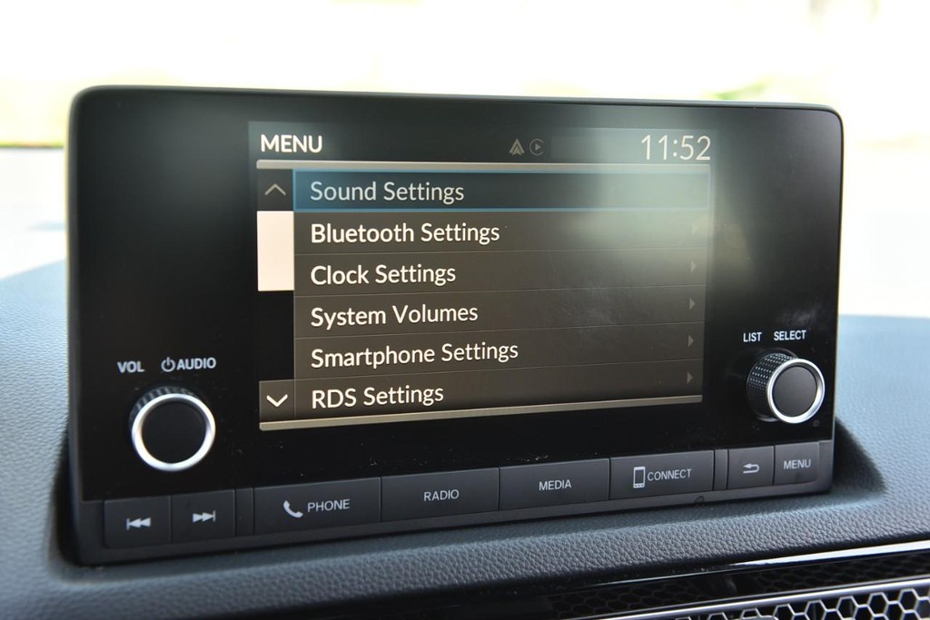 Honda Civic Hatchback Vehicle Image 14