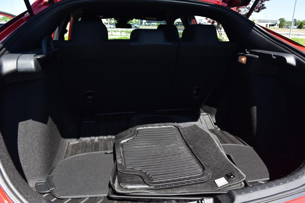 Honda Civic Hatchback Vehicle Image 23