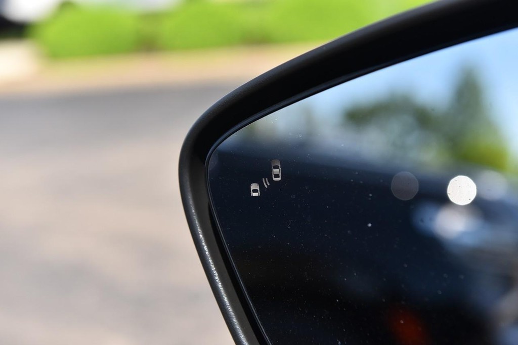 Ford Escape Vehicle Image 10