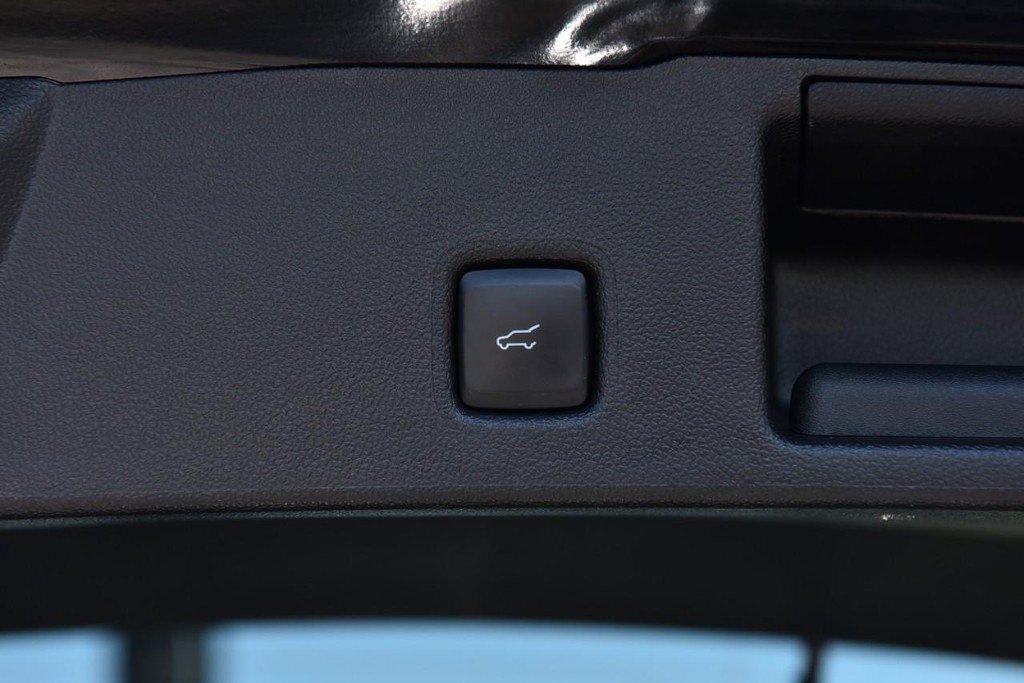 Ford Escape Vehicle Image 25
